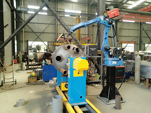 管道焊接机器人的可视焊缝追踪系统