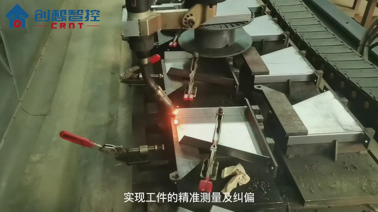 创想焊缝跟踪系统在折弯机支腿焊接的应用案例