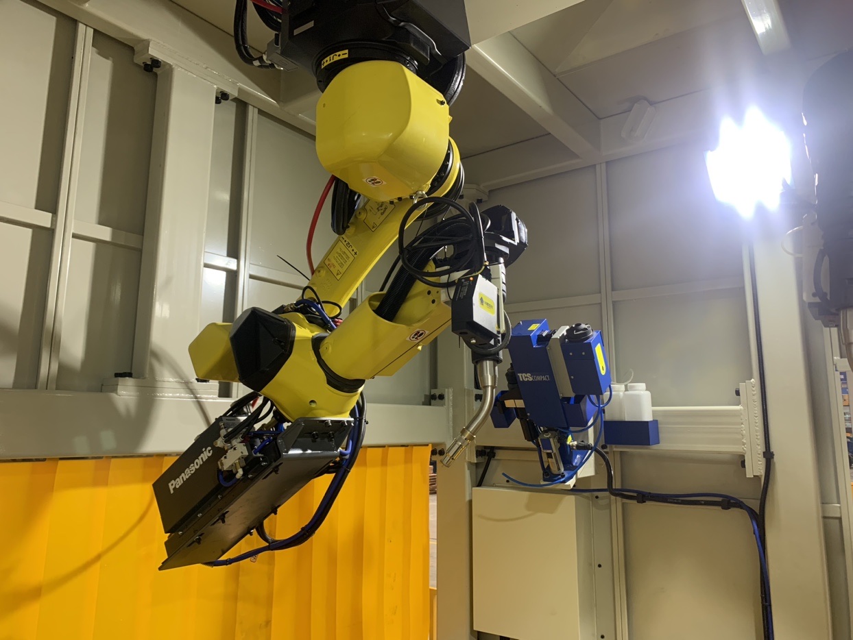 机器人焊接技术的应用与发展前景
