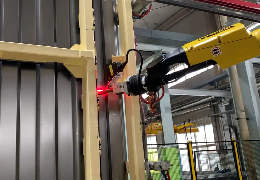 如何降低焊接机器人在使用中的故障率